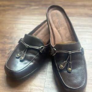 Naturalizer loafer slippers size 7.5